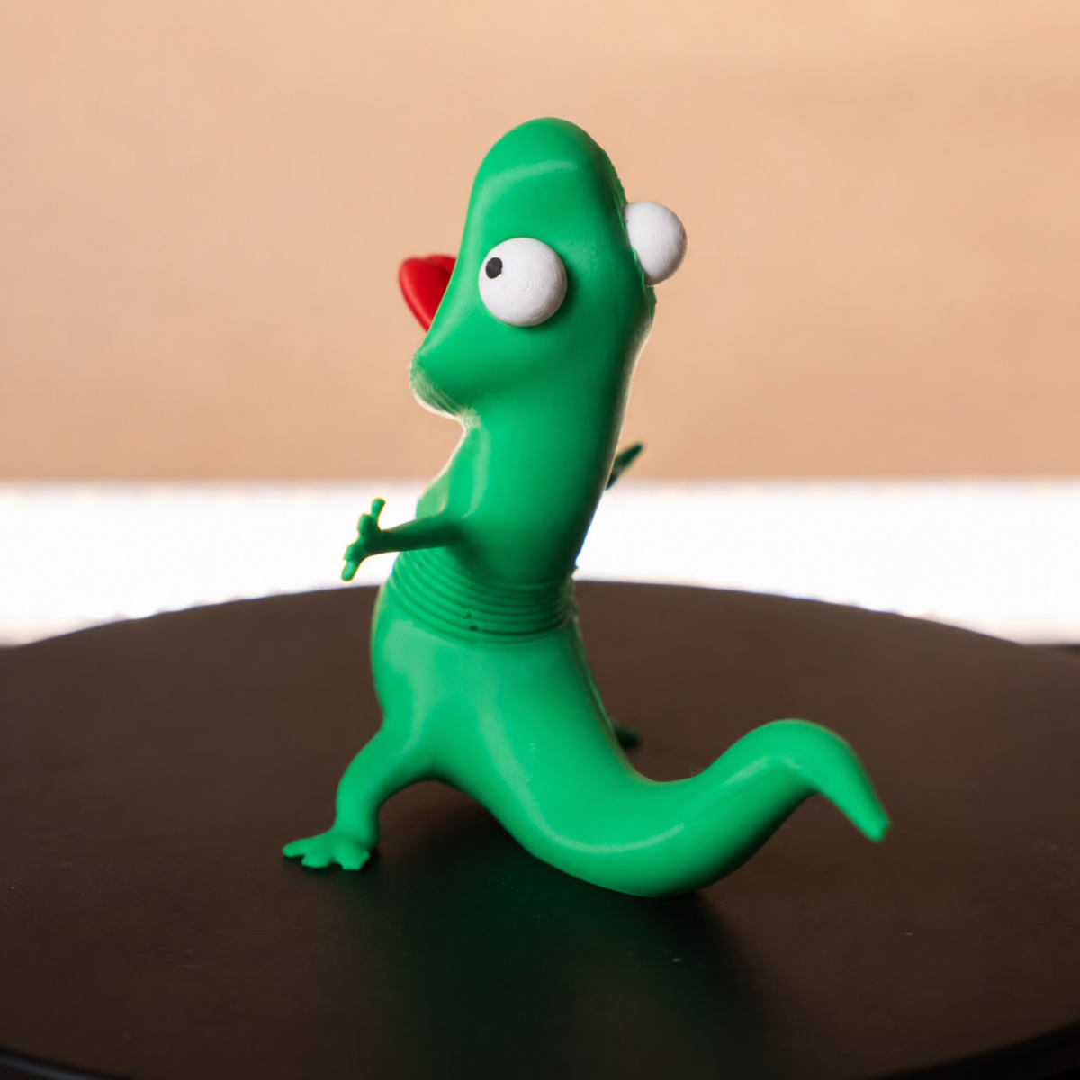 Wobbling Lizard Spring Figurine – Funny 3D Printed Desk Toy