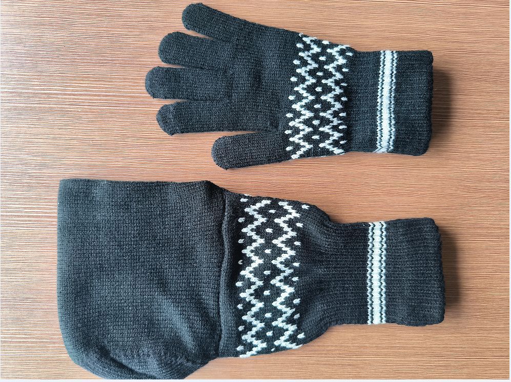 Knitted Beer Glove – Striped Warm Bottle Holder Mitten